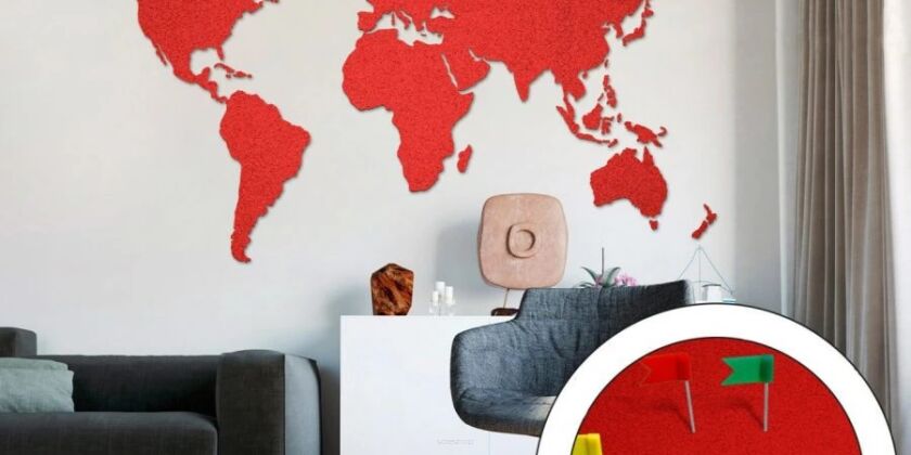 Corkboard World Map Red 200x105 cm.