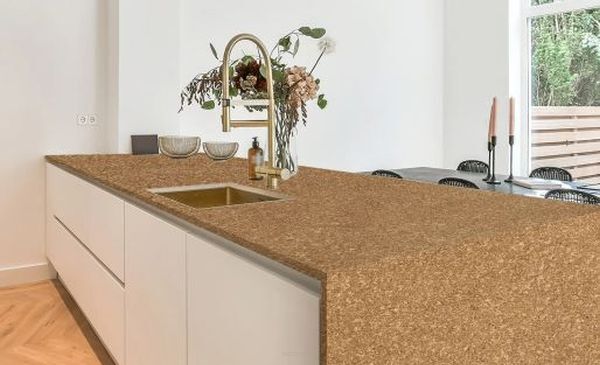 Cork in the kitchen – practical cork mat